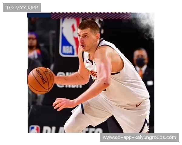 约基奇背传再送妙传,丹佛空切直接吃饼